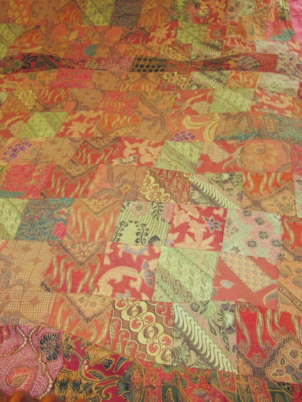vtg 72 x 75 lightweight handmade orange pattern quilt amazing vintage boho